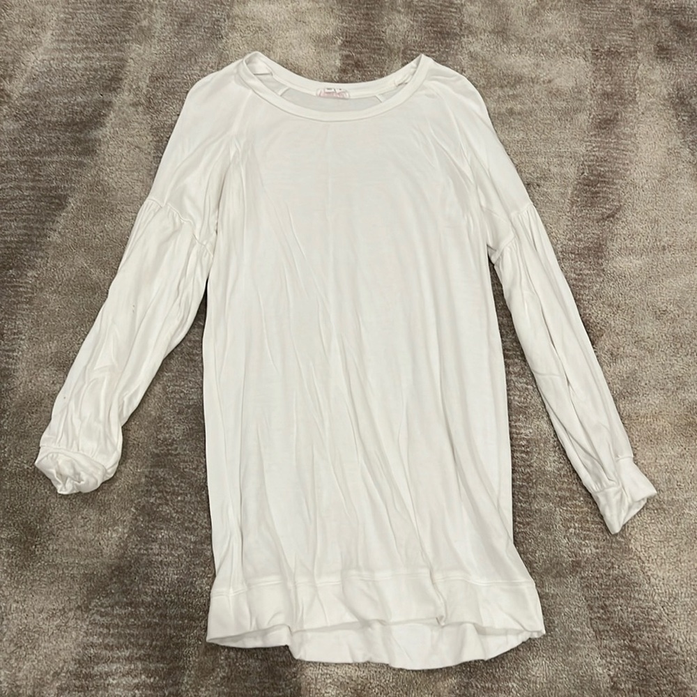 Ingrid & Isabel Soft White Maternity Tunic Size Small